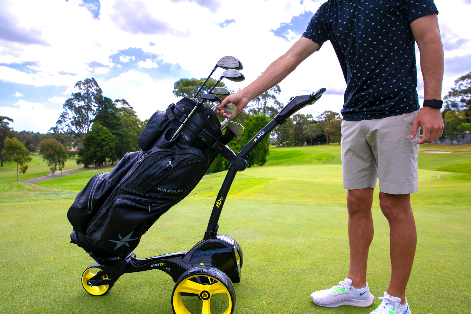 A Complete Guide to Using Your Remote Control Golf Caddy: Tips for Success
